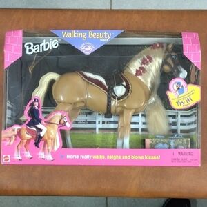1998 Barbie Walking Beauty Horse - Cream and Brown